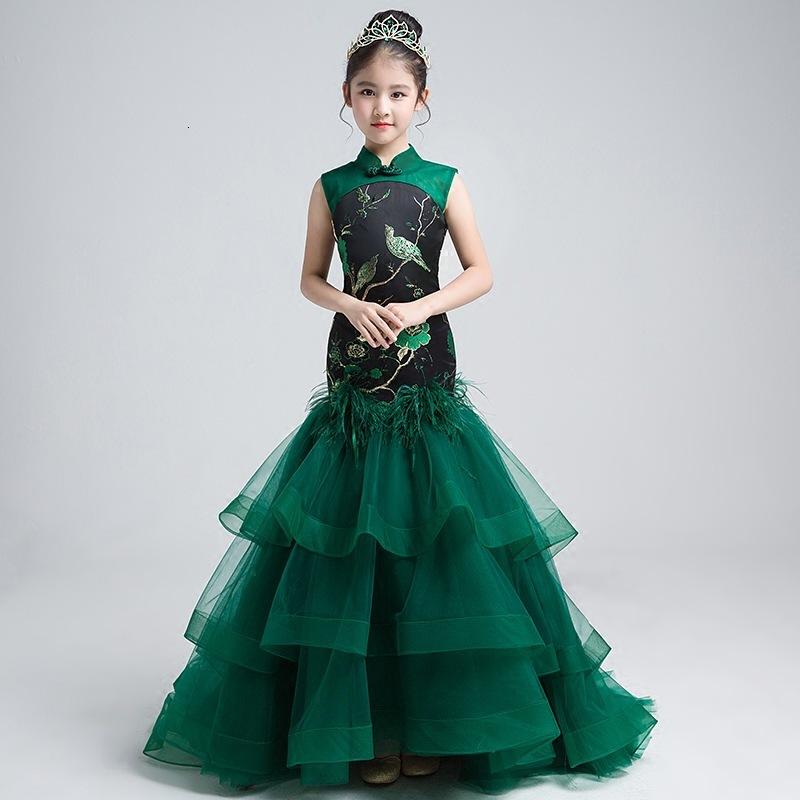 Children Full Dress Princess Skirt In National Customs Show Serve Girl Go Display Tailing Fish Tail Long Fund Evening Dress
Children Full Dress Princess Skirt In National Customs Show Serve Girl Go Display Tailing Fish Tail Long Fund Evening Dress