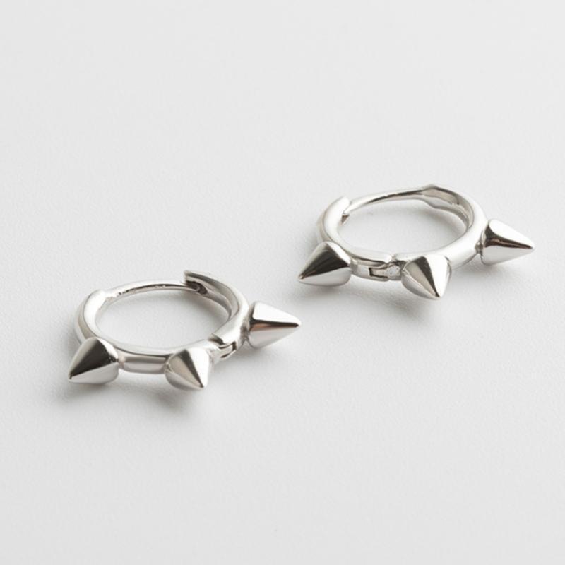 925 sterling silver earring fashion Personalized cone ear ring ear bone buckle trend boy girl silver jewelry1
925 sterling silver earring fashion Personalized cone ear ring ear bone buckle trend boy girl silver jewelry1