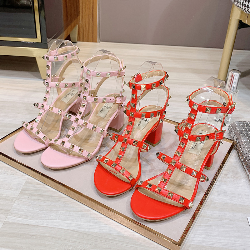 Umida Brand Sandals Open Toe Ankle Straps Women's Sandals Designer Rivet Sandals Chunky Heels Pumps Real Leather Woman's Shoes Plus Size, Black
Umida Brand Sandals Open Toe Ankle Straps Women's Sandals Designer Rivet Sandals Chunky Heels Pumps Real Leather Woman's Shoes Plus Size, Black