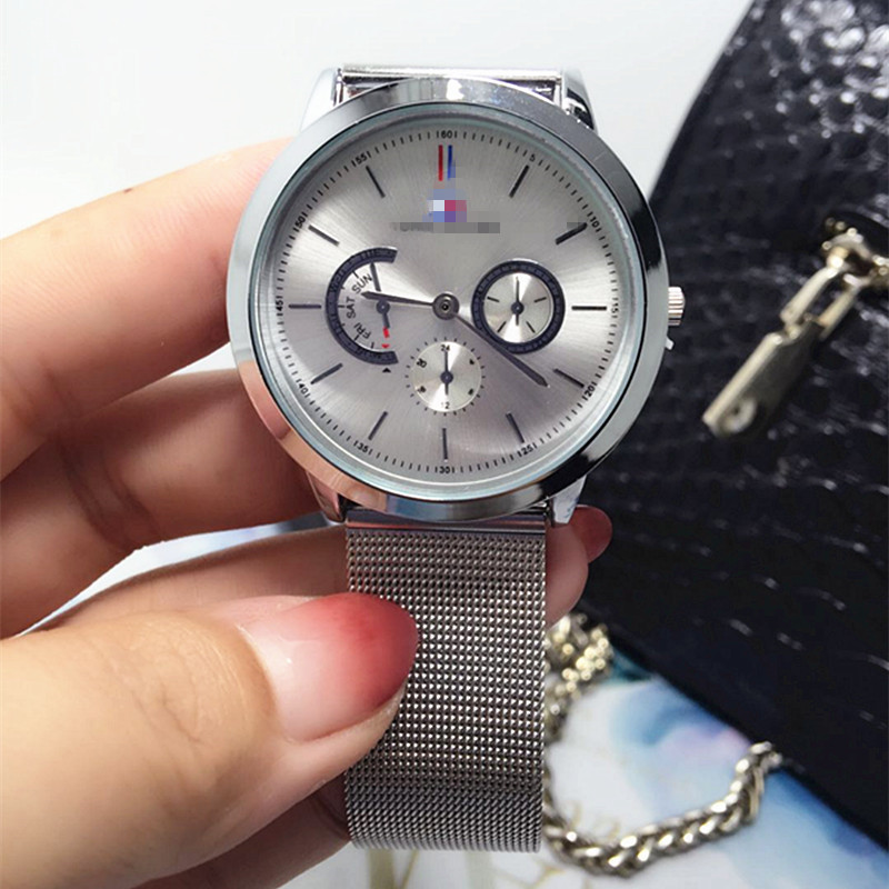 Watch Ladies Fashion mesh belt fashion watch fashion quartz watch, White