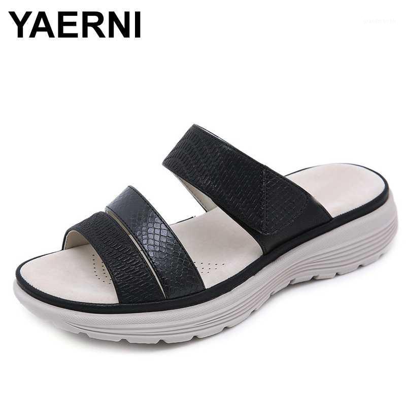 YAERNI Summer Slippers Women Shoes Platform Bath Slippers Wedge Beach Slope Flip Flops Shoes Women Flip Flops Summer1, Beige
YAERNI Summer Slippers Women Shoes Platform Bath Slippers Wedge Beach Slope Flip Flops Shoes Women Flip Flops Summer1, Beige
