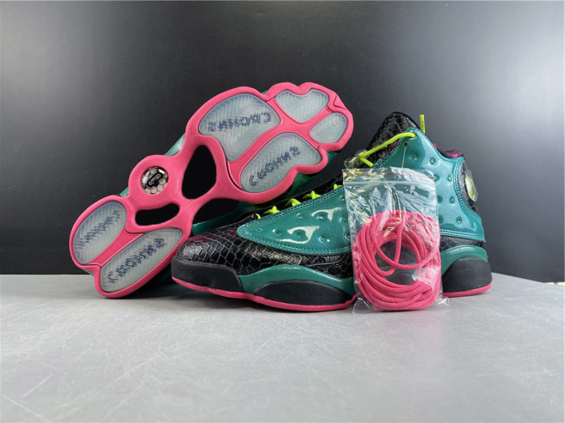 High Quality 13 Doernbecher Green Pink Patent leather Men Basketball Shoes Trainers 13s DB Athletic Sports Sneakers with box
High Quality 13 Doernbecher Green Pink Patent leather Men Basketball Shoes Trainers 13s DB Athletic Sports Sneakers with box