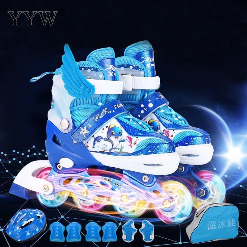 Kids 4 Wheel Roller Skates Double Brakes Adjustable Breathable Flash Skating Shoes Beginners Anti-fall Roller Skates With Suit, Blue
Kids 4 Wheel Roller Skates Double Brakes Adjustable Breathable Flash Skating Shoes Beginners Anti-fall Roller Skates With Suit, Blue