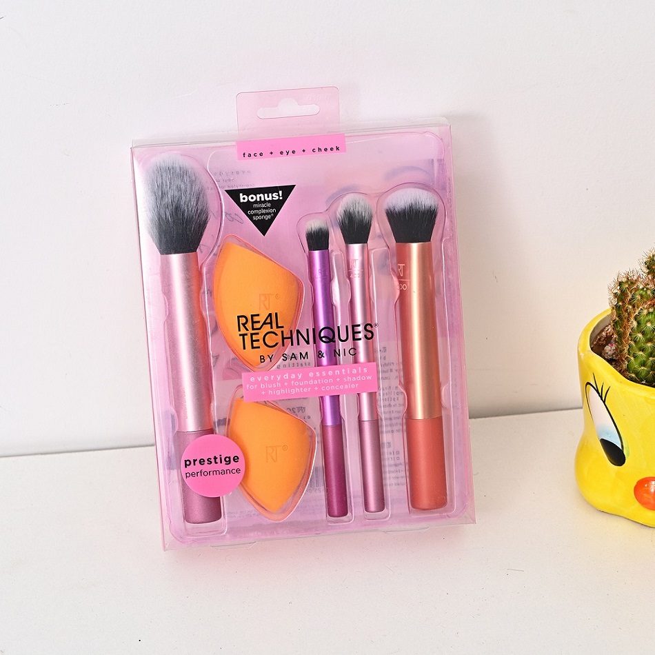 Make up Brushes Classic Makeup Maquillage Brush Powder Loose Box Belt Foundation Brush Maquiagem Wholesale In Bulk z250527R5L4