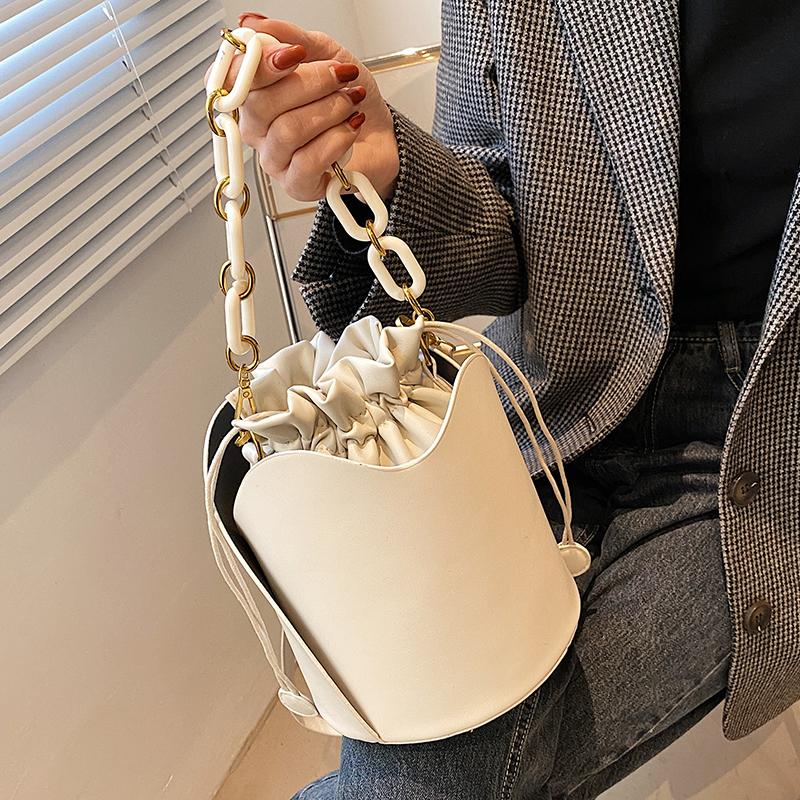 Acrylic Chain PU Leather Bucket Bags For Women 2021 Fashion Simple Shoulder Bag Female Travel Handbags, White
Acrylic Chain PU Leather Bucket Bags For Women 2021 Fashion Simple Shoulder Bag Female Travel Handbags, White
