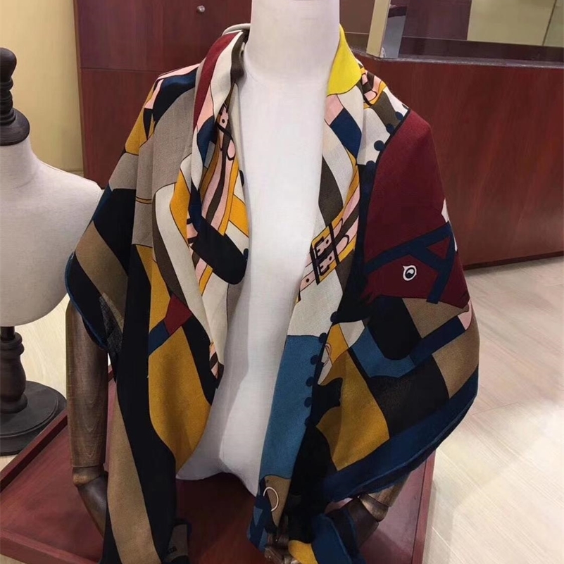new arrival horse pattern 65% cashmere 35% silk scarf twill hand made roll 140*140 cm squareshawl wrap for women lady gift 201218
new arrival horse pattern 65% cashmere 35% silk scarf twill hand made roll 140*140 cm squareshawl wrap for women lady gift 201218
