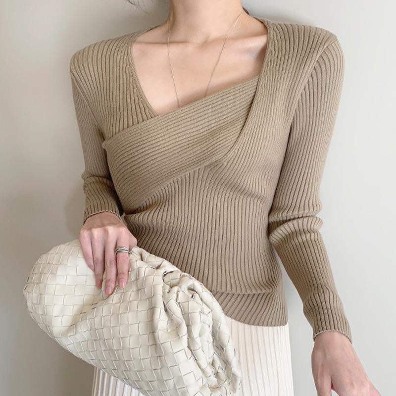 Korean Style 2020 Autumn Gentle Sweater Vintage V-Neck Pullovers Criss-Cross Women Clothes Long Sleeve Winter Sweater Women, Khaki
Korean Style 2020 Autumn Gentle Sweater Vintage V-Neck Pullovers Criss-Cross Women Clothes Long Sleeve Winter Sweater Women, Khaki
