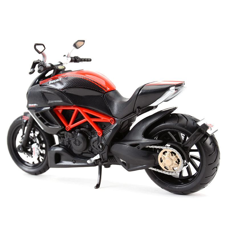 Maisto 1:12 Ducati Diavel Carbon Red Die Cast Vehicles Collectible Hobbies Motorcycle Model Toys Y1201
Maisto 1:12 Ducati Diavel Carbon Red Die Cast Vehicles Collectible Hobbies Motorcycle Model Toys Y1201