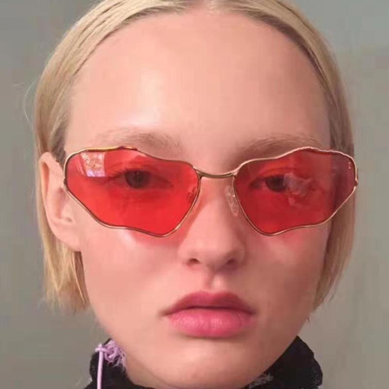 Sunglasses 2021 Retro Fashion Cloud Women Female Vintage Hip Hop Balck Glasses Sunglassed Lady Eyewear
Sunglasses 2021 Retro Fashion Cloud Women Female Vintage Hip Hop Balck Glasses Sunglassed Lady Eyewear