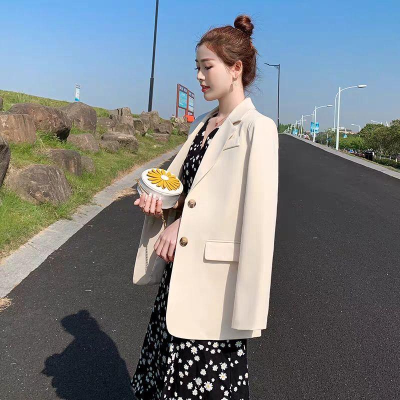 2021 New Autumn Women Fashion Office Wear Blazers Coat Female Long Sleeve Pockets Outerwear Chic Causal Suit Jackets Q102, Creamy-white
2021 New Autumn Women Fashion Office Wear Blazers Coat Female Long Sleeve Pockets Outerwear Chic Causal Suit Jackets Q102, Creamy-white