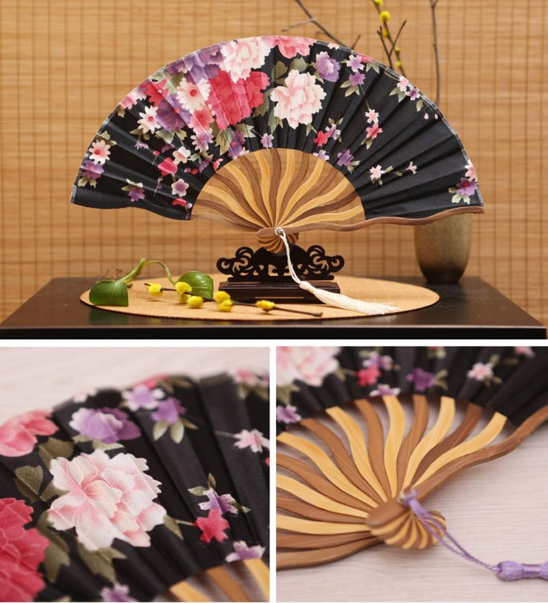 New Chinese Style Hand Held Folding Dance Fan Wedding Party Lace Silk Folding Hand Held Flower Fan Summer Wedding Party 20
New Chinese Style Hand Held Folding Dance Fan Wedding Party Lace Silk Folding Hand Held Flower Fan Summer Wedding Party 20