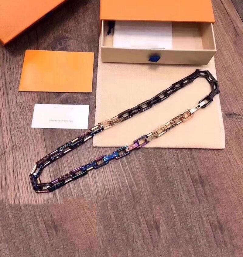 2020 Fashion mans Necklaces For gift Wrap Cuff Slake With alloy Necklaces fashion Nature Jewelry with box
2020 Fashion mans Necklaces For gift Wrap Cuff Slake With alloy Necklaces fashion Nature Jewelry with box