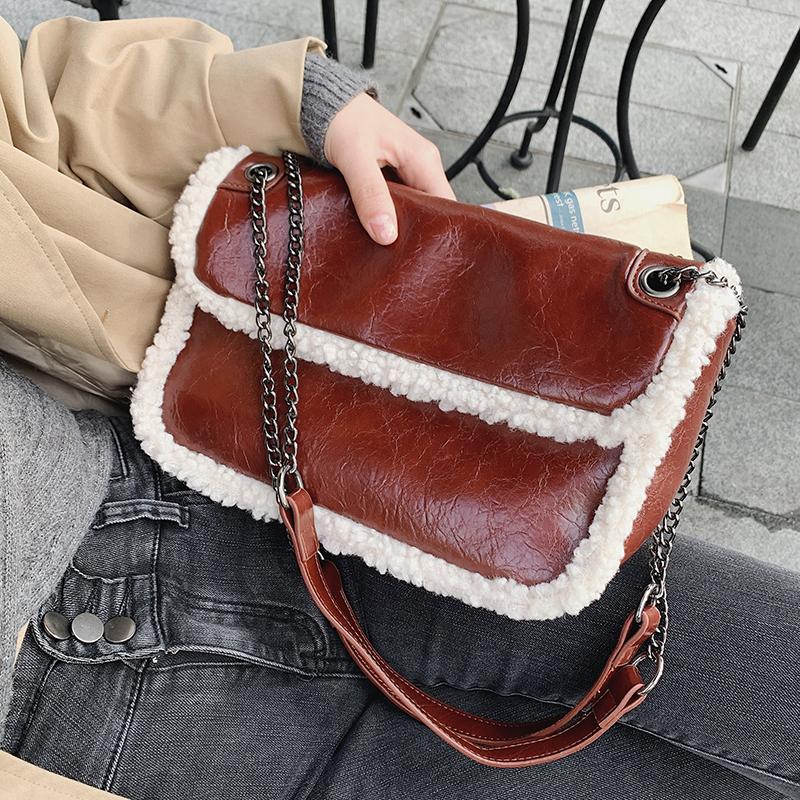 Faux Fur Designer PU Leather Shoulder Bag for Women 2021 Winter Chain Handbags Women's Trend Hand Bag High Quality, Small brown
Faux Fur Designer PU Leather Shoulder Bag for Women 2021 Winter Chain Handbags Women's Trend Hand Bag High Quality, Small brown