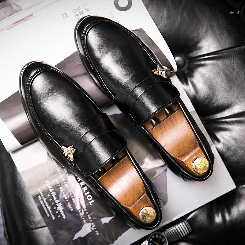 Men's Dress Shoes Men Oxford Patent Leather Business Party Casual Shoes Men Leather Zapatos De Hombre Bee Brand1, Black
Men's Dress Shoes Men Oxford Patent Leather Business Party Casual Shoes Men Leather Zapatos De Hombre Bee Brand1, Black