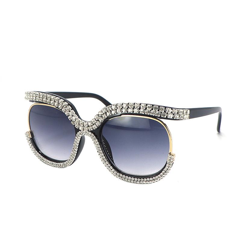 Women's Designer Inspired Oversized Round Circle Sunglasses Fashion Sexy Style Female Vintage Rhinestones Party Sun Shades
Women's Designer Inspired Oversized Round Circle Sunglasses Fashion Sexy Style Female Vintage Rhinestones Party Sun Shades