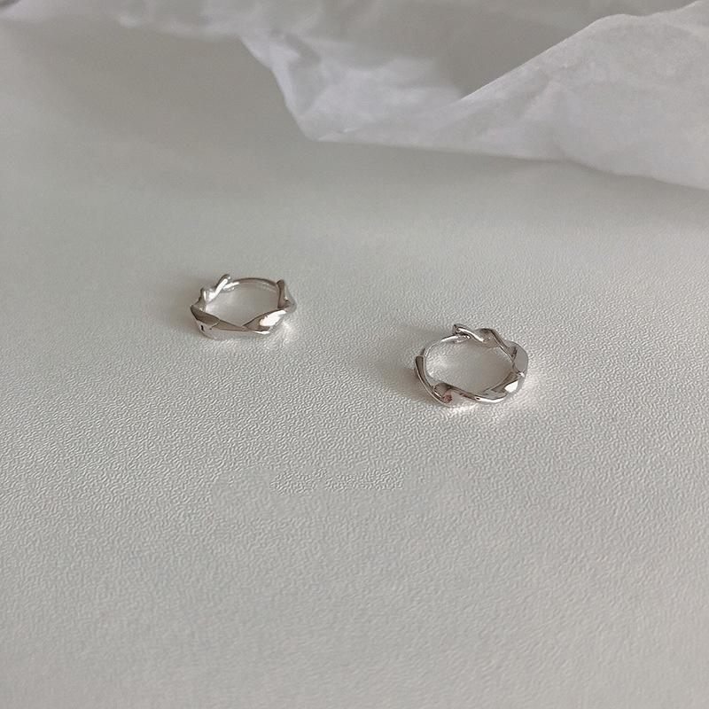 925 Sterling Silver Buckle Circle Earrings Cute Small Twisted Hoop Earrings For Women Girl Elegant Party Jewelry
925 Sterling Silver Buckle Circle Earrings Cute Small Twisted Hoop Earrings For Women Girl Elegant Party Jewelry