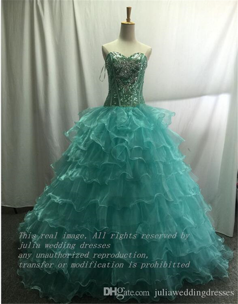 2021 Real Image Purple Stock Quinceanera Dresses Ball Gown Ruffles Beaded Crystals Floor Length Sweet 16 Dress For 15 Years Prom Gowns