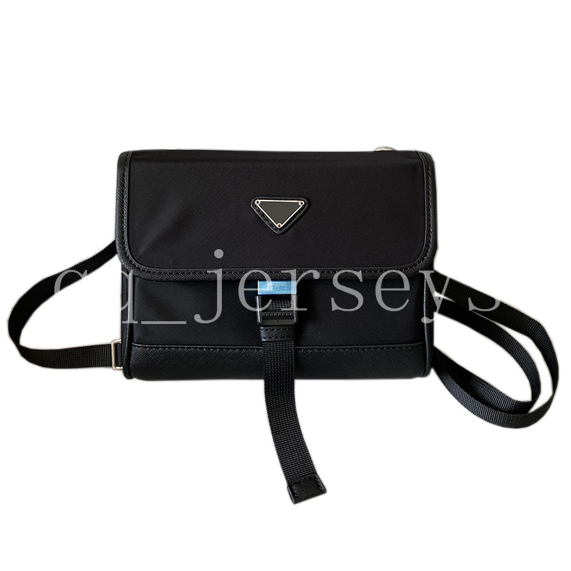New fashion high quality luxury designer men and women mobile phone messenger change one-shoulder camera bag horizontal spot, No bag
New fashion high quality luxury designer men and women mobile phone messenger change one-shoulder camera bag horizontal spot, No bag