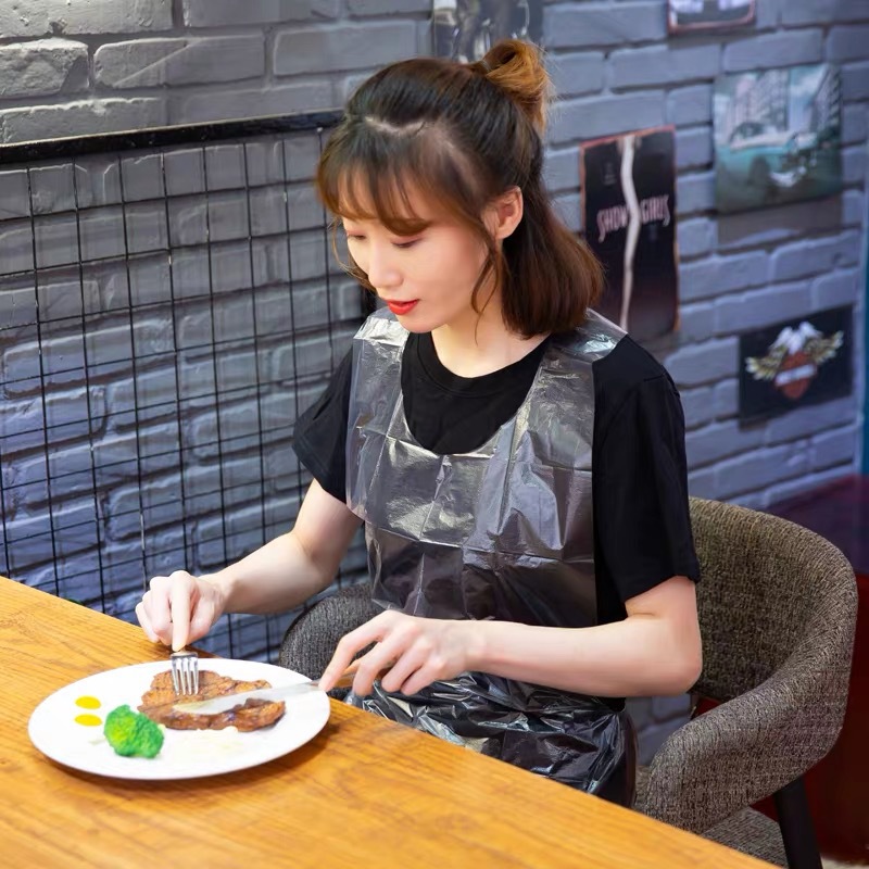 Hot 100pcs Set Disposable Apron Transparent Waterproof Oil Proof Cooking Painting Apron for Household Kitchen Decoration
Hot 100pcs Set Disposable Apron Transparent Waterproof Oil Proof Cooking Painting Apron for Household Kitchen Decoration