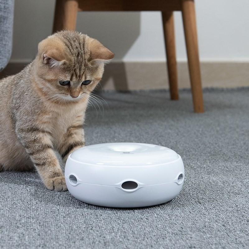 Electric Cat Toy Smart Teasing Cat Stick Crazy Game Spinning Turntable Catching Mouse Donut Automatic Turntable Toy
Electric Cat Toy Smart Teasing Cat Stick Crazy Game Spinning Turntable Catching Mouse Donut Automatic Turntable Toy
