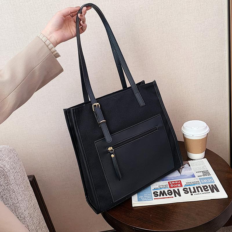 Fashion Brand Korean Version Of High-quality Retro Large-capacity Tote Bag Female 2021 New Western Fashion Casual Shoulder Bag, Black
Fashion Brand Korean Version Of High-quality Retro Large-capacity Tote Bag Female 2021 New Western Fashion Casual Shoulder Bag, Black