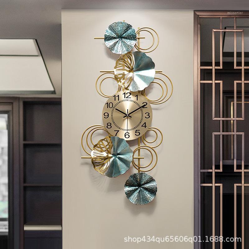 Wall Clocks Nordic Light Luxury Living Room Home Decoration Personalized Creative Ironwork Clock Farmhouse Decor Kitchen Vintage1
Wall Clocks Nordic Light Luxury Living Room Home Decoration Personalized Creative Ironwork Clock Farmhouse Decor Kitchen Vintage1