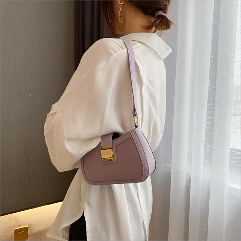 2021 new fashion super texture women's leather bag spring and autumn Simple Shoulder Bag crossbar foreign style portable und, Black
2021 new fashion super texture women's leather bag spring and autumn Simple Shoulder Bag crossbar foreign style portable und, Black