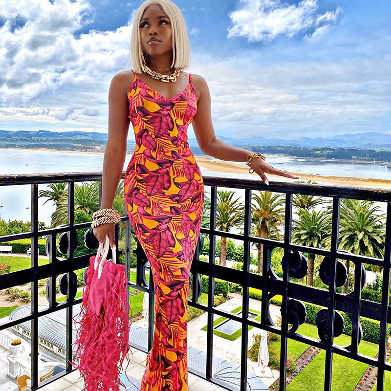 Women dresses robe sleeveless leaves print V-neck bodycon maxi dress autumn winter women fashion streetwear party elegant long outfit, Rose red
Women dresses robe sleeveless leaves print V-neck bodycon maxi dress autumn winter women fashion streetwear party elegant long outfit, Rose red