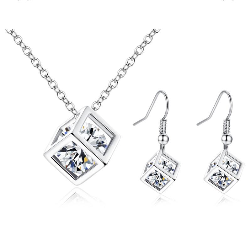 2020 Hot New Simple Cube Jewelry Copper Inlaid Zircon Square Ear Hook Necklace Set Water Cubic Zircon Set Wedding Jewelry, As pic
2020 Hot New Simple Cube Jewelry Copper Inlaid Zircon Square Ear Hook Necklace Set Water Cubic Zircon Set Wedding Jewelry, As pic