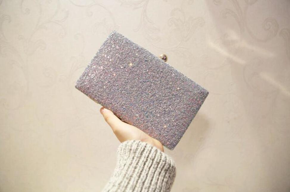 HBP Beaded Embroidery Shoulder Bag Women 2021 New Elegant Handmade Rhinestone Beading Handbags Ladies Evening Dinner Clutch 05W, 01
HBP Beaded Embroidery Shoulder Bag Women 2021 New Elegant Handmade Rhinestone Beading Handbags Ladies Evening Dinner Clutch 05W, 01