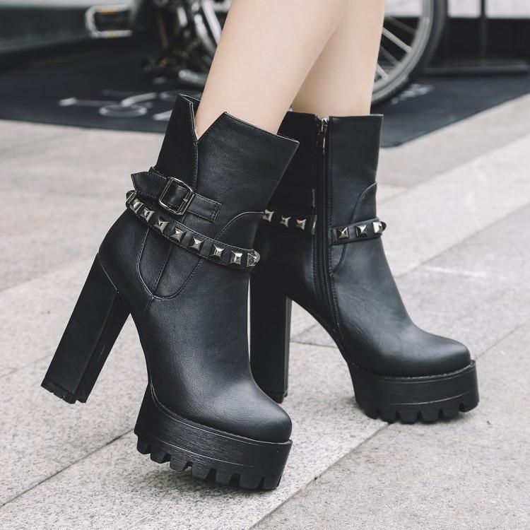 PXELENA Vintage Platform Square High Heels Block Motorcycle Boots Women Punk Rock Goth Rivet Ankle Boots Female Shoes 2020 Hot, Black
PXELENA Vintage Platform Square High Heels Block Motorcycle Boots Women Punk Rock Goth Rivet Ankle Boots Female Shoes 2020 Hot, Black