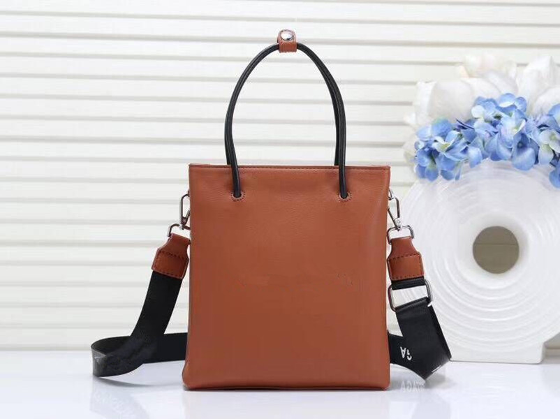 free shipping Newest large capacity high quality famous designer fashion lady casul shoulder bags women handbags totes purse 8890, Black
free shipping Newest large capacity high quality famous designer fashion lady casul shoulder bags women handbags totes purse 8890, Black