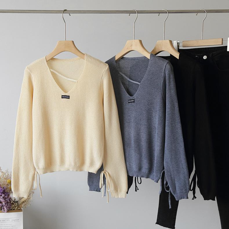 Women's new spring and autumn style V-neck pullover sweater with cuffs and bowknot solid color loose knit sweater, Black
Women's new spring and autumn style V-neck pullover sweater with cuffs and bowknot solid color loose knit sweater, Black
