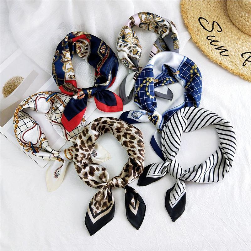 DIY Hair Scarf Headband Square Scarf Small Silk Scarves Colorful Headscarf Head Neck Hair Tie Band Print Neckerchief
DIY Hair Scarf Headband Square Scarf Small Silk Scarves Colorful Headscarf Head Neck Hair Tie Band Print Neckerchief