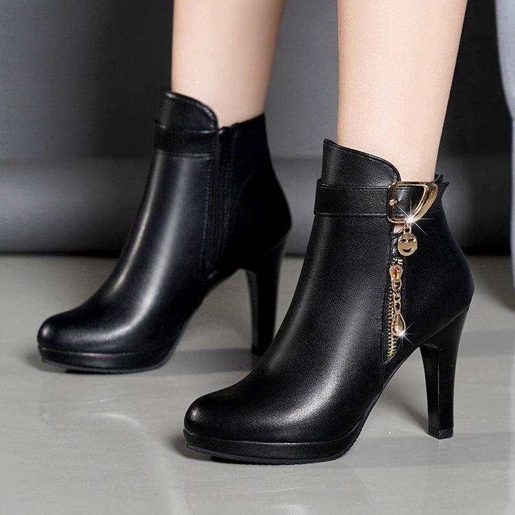 Fashion Women Boots Autumn Ankle Boots For Women Thin Heel Zipper Casual Female Shoes Leather Botas shoes, Black
Fashion Women Boots Autumn Ankle Boots For Women Thin Heel Zipper Casual Female Shoes Leather Botas shoes, Black