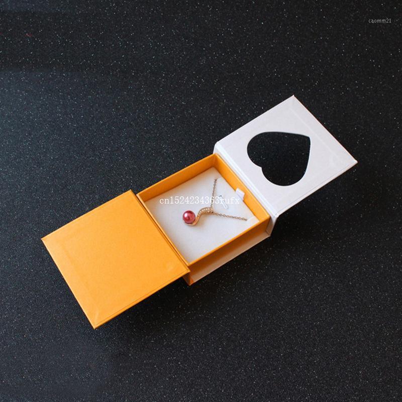 80pcs Cardboard Jewelry Gift Boxes Necklace Pendant Chain Jewelry Gift Box Charm Jewellery Pendant Display Storage Casket1
80pcs Cardboard Jewelry Gift Boxes Necklace Pendant Chain Jewelry Gift Box Charm Jewellery Pendant Display Storage Casket1