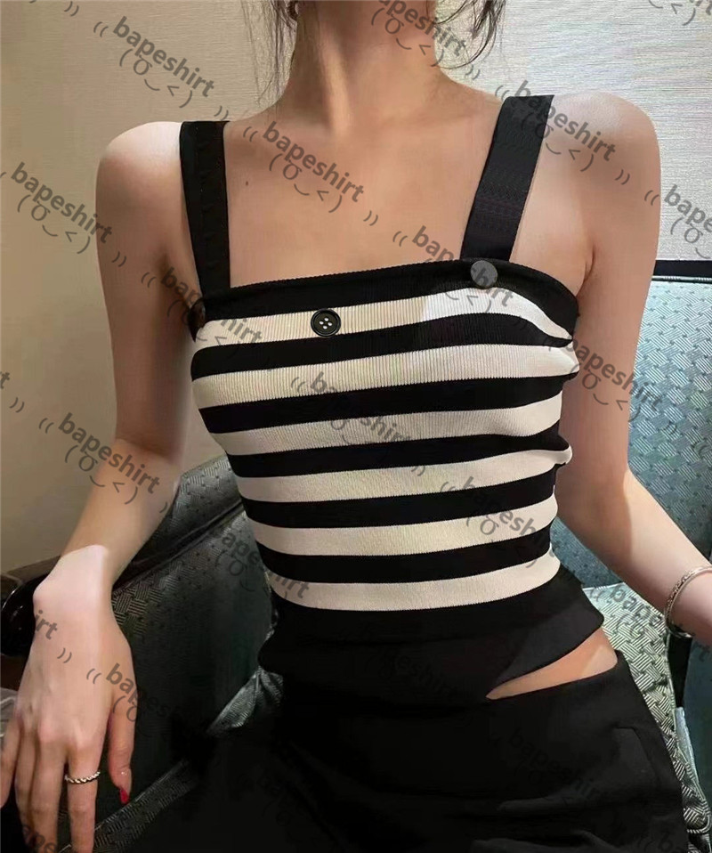 Plaid Goddess Camisoles Hipster Top Quality Women's Design Tanks Outdoor Swim Yoga Sports Home Casual Luxury Vests, As pic
Plaid Goddess Camisoles Hipster Top Quality Women's Design Tanks Outdoor Swim Yoga Sports Home Casual Luxury Vests, As pic