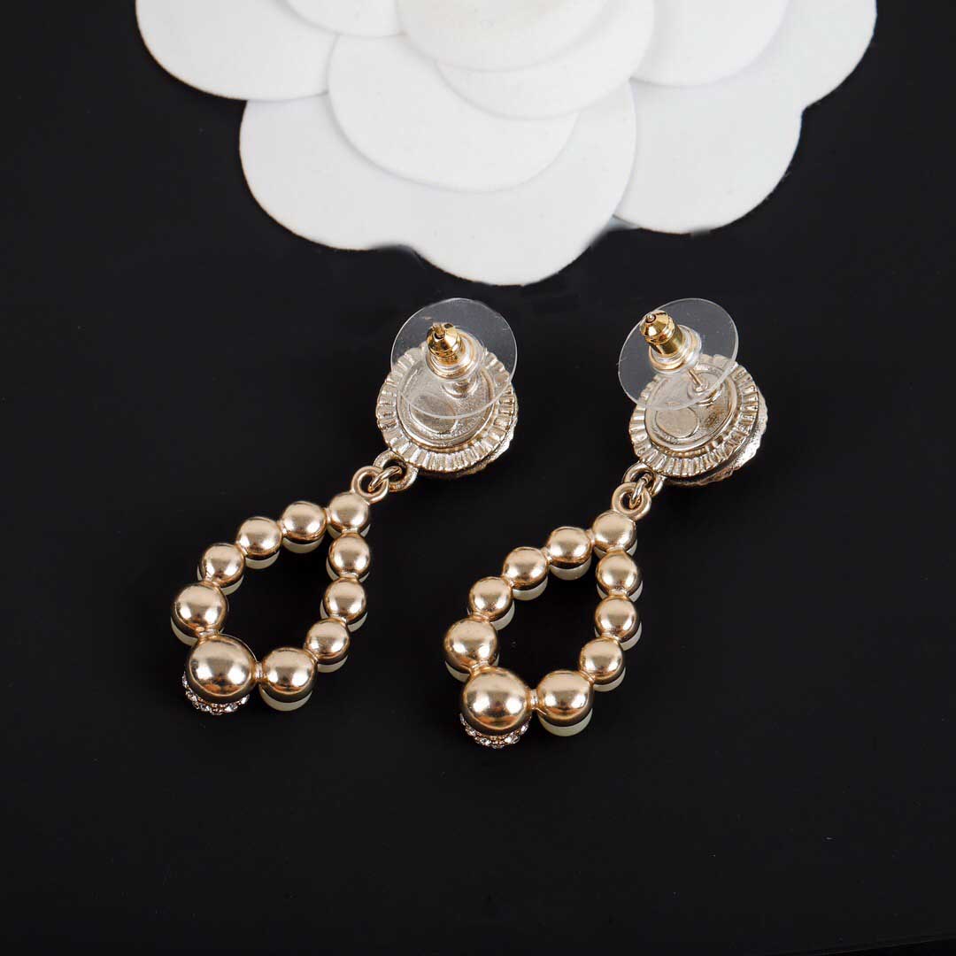 2021 Hot sale drop earring with ball and sparkly diamond pearl decorate for women wedding jewelry gift free shipping PS3593
2021 Hot sale drop earring with ball and sparkly diamond pearl decorate for women wedding jewelry gift free shipping PS3593