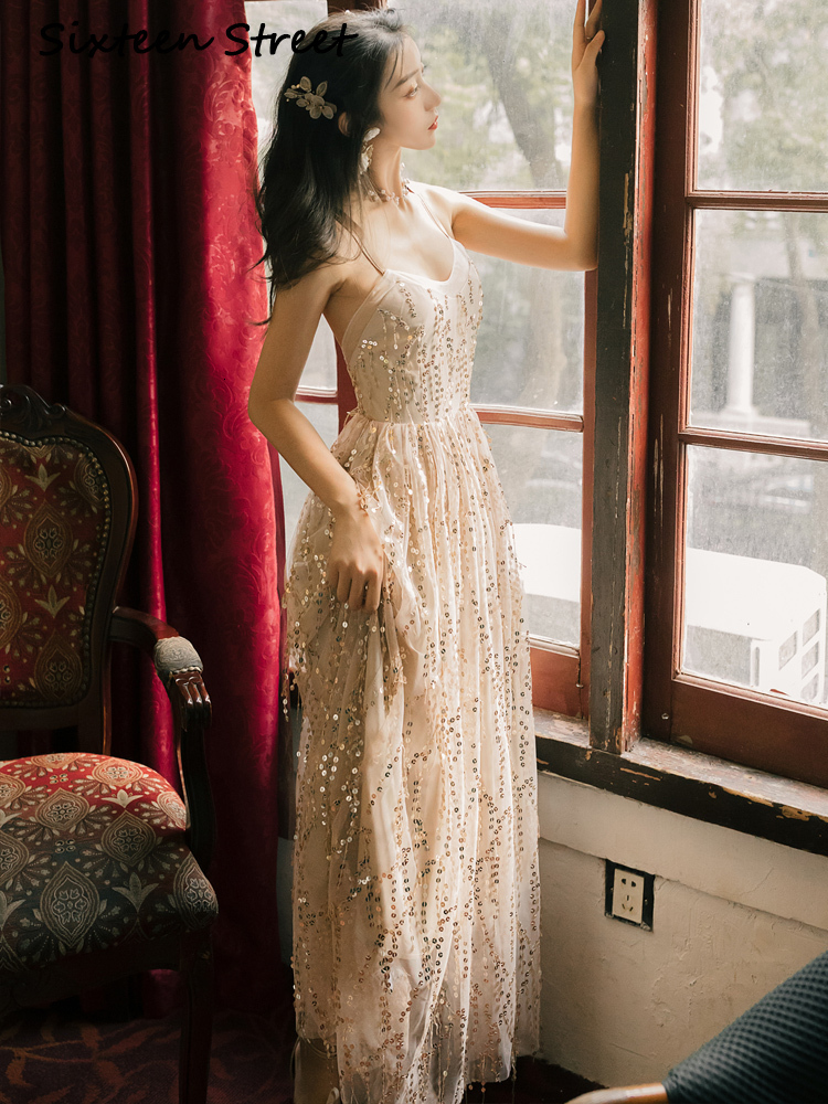 2021 Summer Embroidered Long Women' Strapless Feminine Sequins with Sleeveless V-sleeveless Neckline Sexy Evening Party Dress Bdho, Blue
2021 Summer Embroidered Long Women' Strapless Feminine Sequins with Sleeveless V-sleeveless Neckline Sexy Evening Party Dress Bdho, Blue