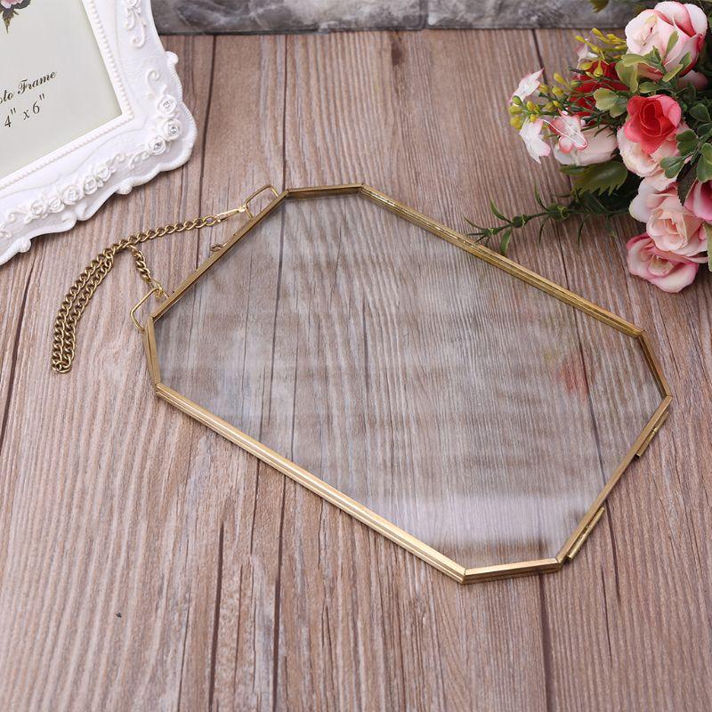 Octagon Floating Hanging Photo Frame Metal Glass Portrait Picture Plant Specimen 50JD
Octagon Floating Hanging Photo Frame Metal Glass Portrait Picture Plant Specimen 50JD