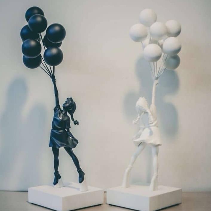 Luxurious Balloon Girl Statues Banksy Flying Balloons Girl Art Sculpture Resin Craft Home Decoration Christmas Gift 57cm FY4329
Luxurious Balloon Girl Statues Banksy Flying Balloons Girl Art Sculpture Resin Craft Home Decoration Christmas Gift 57cm FY4329