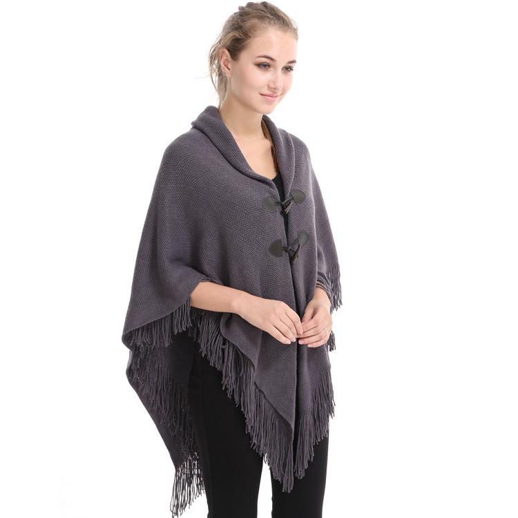 Fashion Women Poncho Tassel Woman Pashmina Horn Buttons Shawls Scarf Female Loose Ponchos Wrap Wool Cape Women Shawls 201214