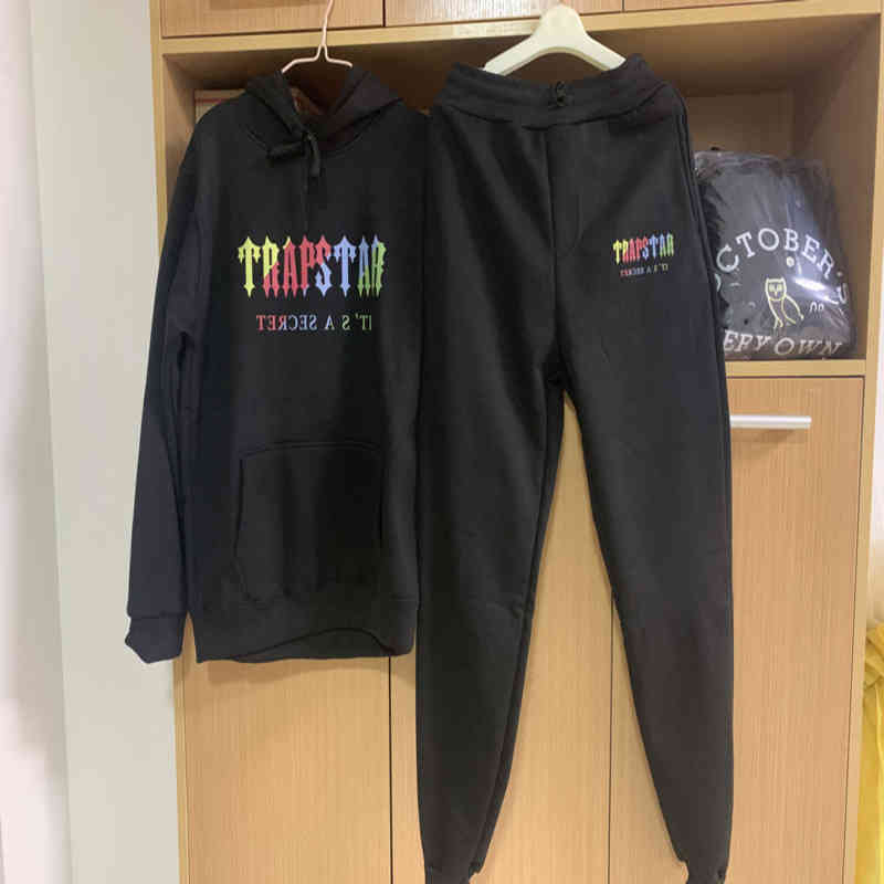 Luxurys Designers Mens Hoodies Sale Designer Trapstar Sportswear Chaqueta Celebrity Women Skateboard Hoody Tracksuit Coat, Spread
Luxurys Designers Mens Hoodies Sale Designer Trapstar Sportswear Chaqueta Celebrity Women Skateboard Hoody Tracksuit Coat, Spread