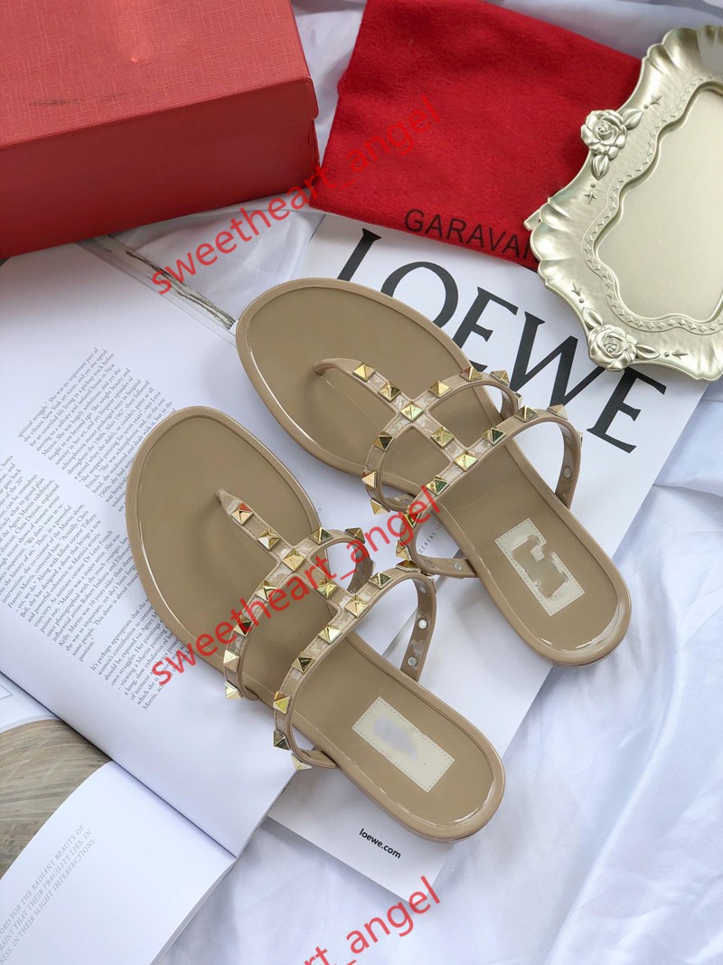 Boy 2021 Luxe design Popular Women's Flat Rivet Espadrilles Shoes Casual Sandals Leather Flat Slippers Flip Flop big size
Boy 2021 Luxe design Popular Women's Flat Rivet Espadrilles Shoes Casual Sandals Leather Flat Slippers Flip Flop big size