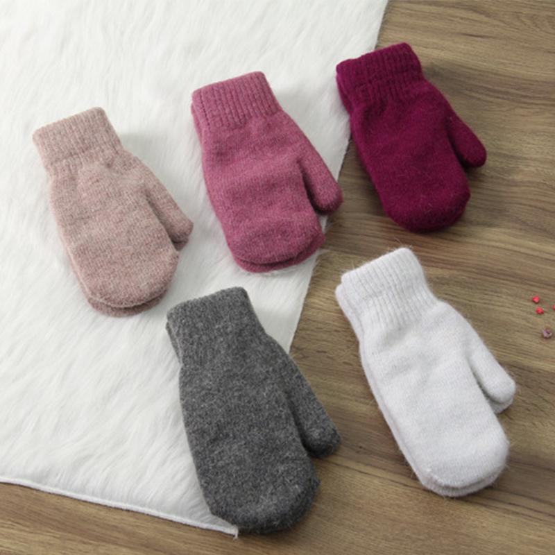 Double-layer Hair Gloves Female Winter Korean Version of Solid Color Girls Mittens All Fingers Autumn Winter Women Gloves
Double-layer Hair Gloves Female Winter Korean Version of Solid Color Girls Mittens All Fingers Autumn Winter Women Gloves