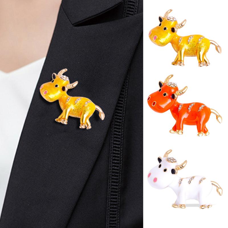Enamel Lovely Cattle Brooches For Women 3-color Bull Ox Animal Party Casual Brooch Pins Gifts
Enamel Lovely Cattle Brooches For Women 3-color Bull Ox Animal Party Casual Brooch Pins Gifts