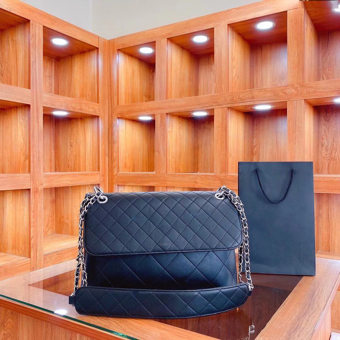 Lady Messenger Bags,Genuine leatherware Shoulder Handbag For women Lambskin and Lattice Quilted Chain Purse Ladies Shopping Tote wallet
Lady Messenger Bags,Genuine leatherware Shoulder Handbag For women Lambskin and Lattice Quilted Chain Purse Ladies Shopping Tote wallet