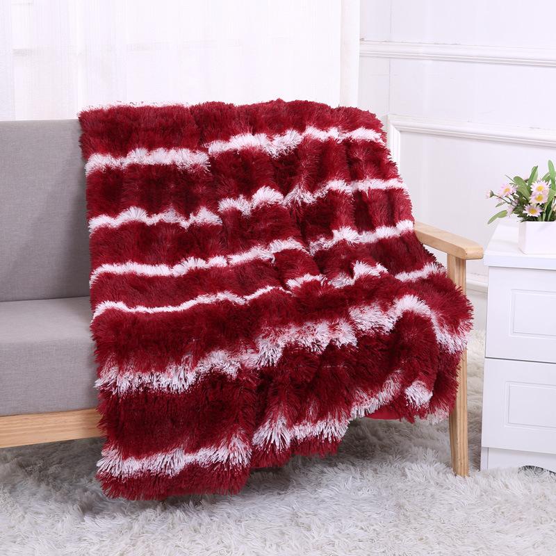 New long plush blanket printed double-layered plush blanket to keep warm sofa cushions
New long plush blanket printed double-layered plush blanket to keep warm sofa cushions