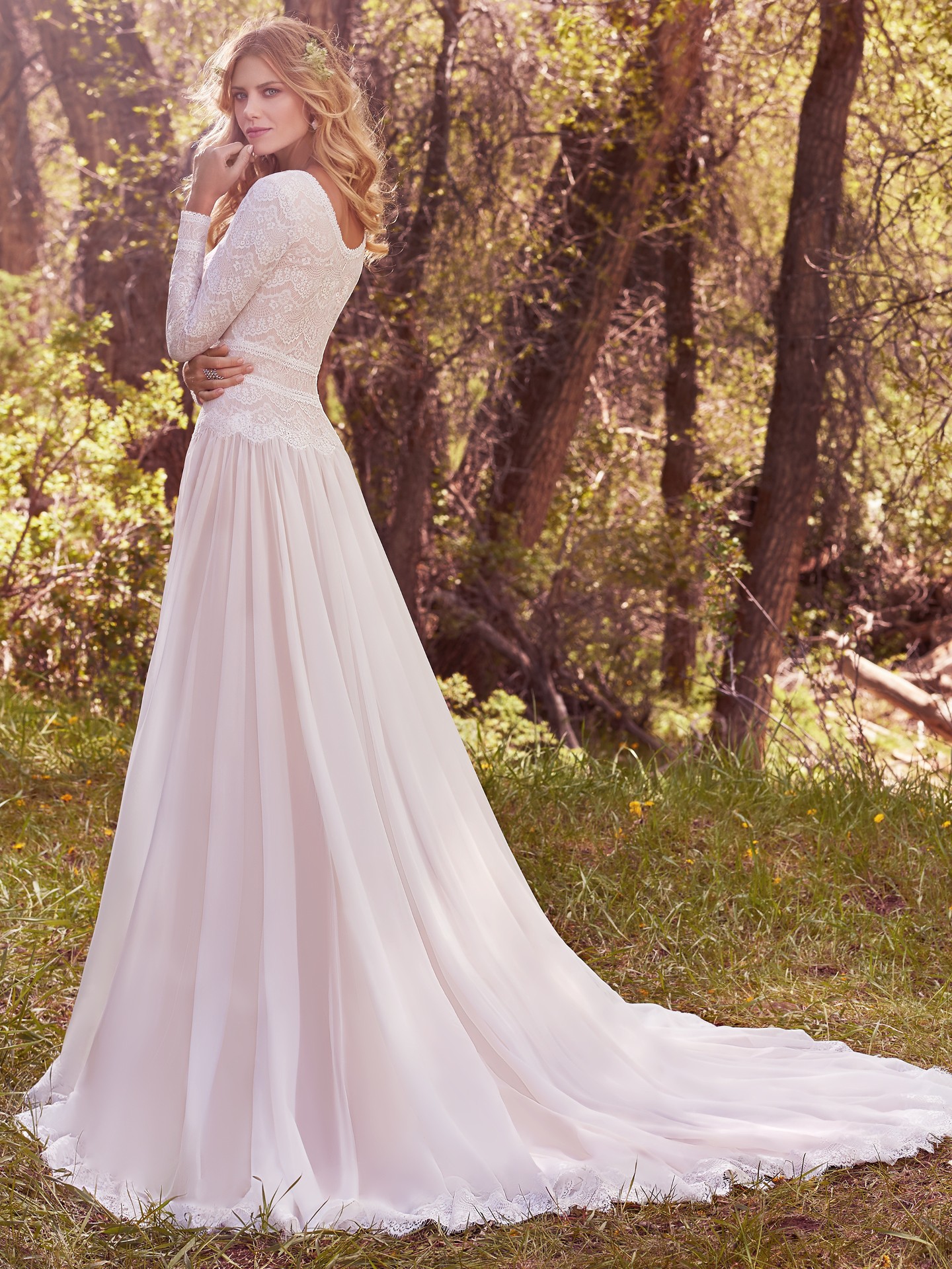 Long Charming Sleeves Lace Wedding Dresses Jewel Neck A E Bridal Gowns Tulle Sweep Train Robe De Mari E