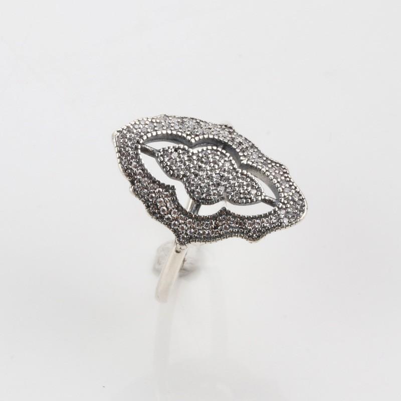 Original 925 Sterling Silver Pan Ring Creative Petal Window Hollowed Out Pan Ring For Women Wedding Party Gift Fashion Jewelry
Original 925 Sterling Silver Pan Ring Creative Petal Window Hollowed Out Pan Ring For Women Wedding Party Gift Fashion Jewelry